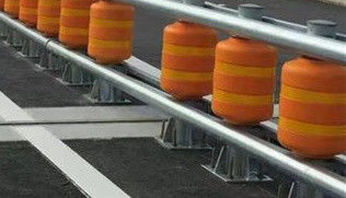 acheter Machine de formage de rouleaux de garde-corps d'autoroute basée sur la technologie galvanisée à chaud et laminée à froid pour la fabrication de garde-corps online manufacture