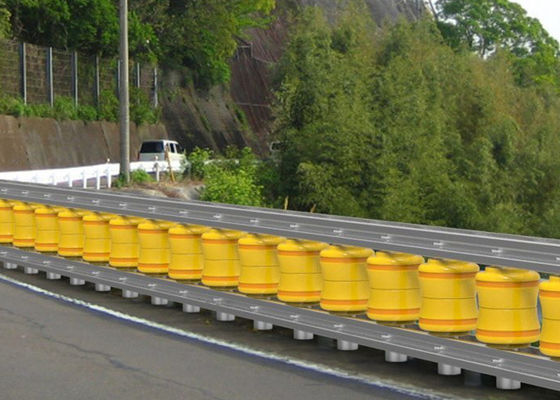 acheter Surface Monté EVA rempli garde-corps à rouleaux de qualité SB barrière de sécurité absorbant les chocs idéal pour les entrepôts et les environnements online manufacture
