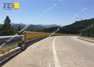 acheter Courrier de barrière de rambarde de roulement de voiture d'accidents espaçant 650mm 700mm 1000mm online manufacture