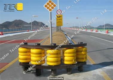 acheter Couleur jaune de système de barrière de rouleau de route de voiture d'accidents/rouge anti-collision online manufacture