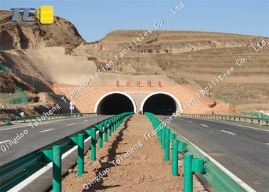 acheter Rambarde de bord de la route de barrière de sécurité routière en métal de poutre de W pour le terre-plein central incurvé online manufacture