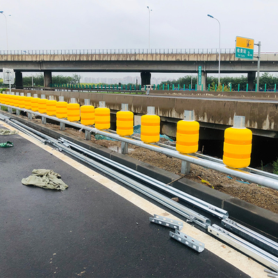 acheter Basse réaction d'EVA Filled Safety Roller Barrier d'absorption rouge jaune de haute énergie online manufacture