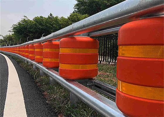 Barrières de collision d'EVA Material Road Rotating Anti adaptées aux besoins du client selon les besoins