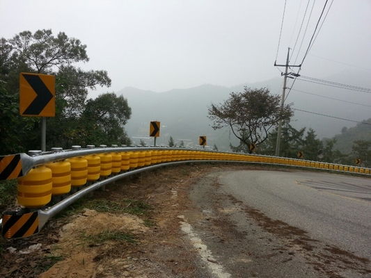 Good price High Corrosion Resistance Highway Guardrail Roll Forming Machine for Highways Construction Sites en ligne