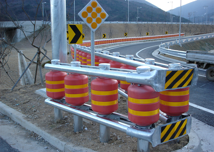 Absorption rouge jaune et basse réaction 6 de haute énergie d'EVA Filled Safety Roller Barrier