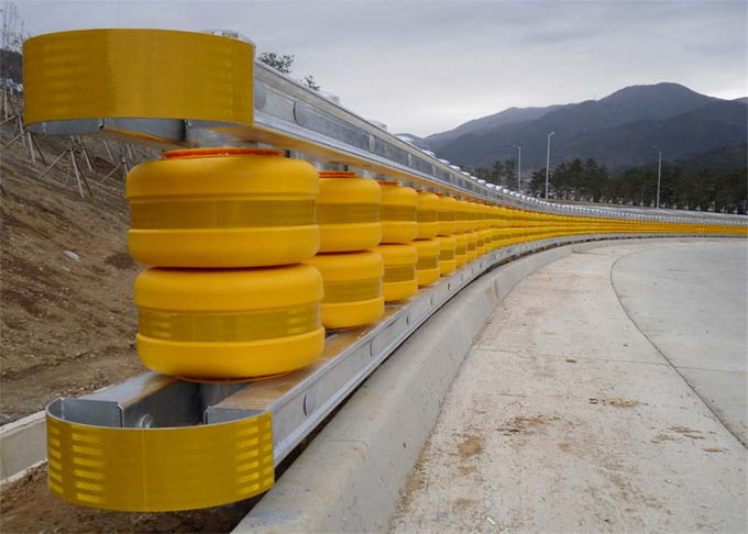 Absorption rouge jaune et basse réaction 1 de haute énergie d'EVA Filled Safety Roller Barrier